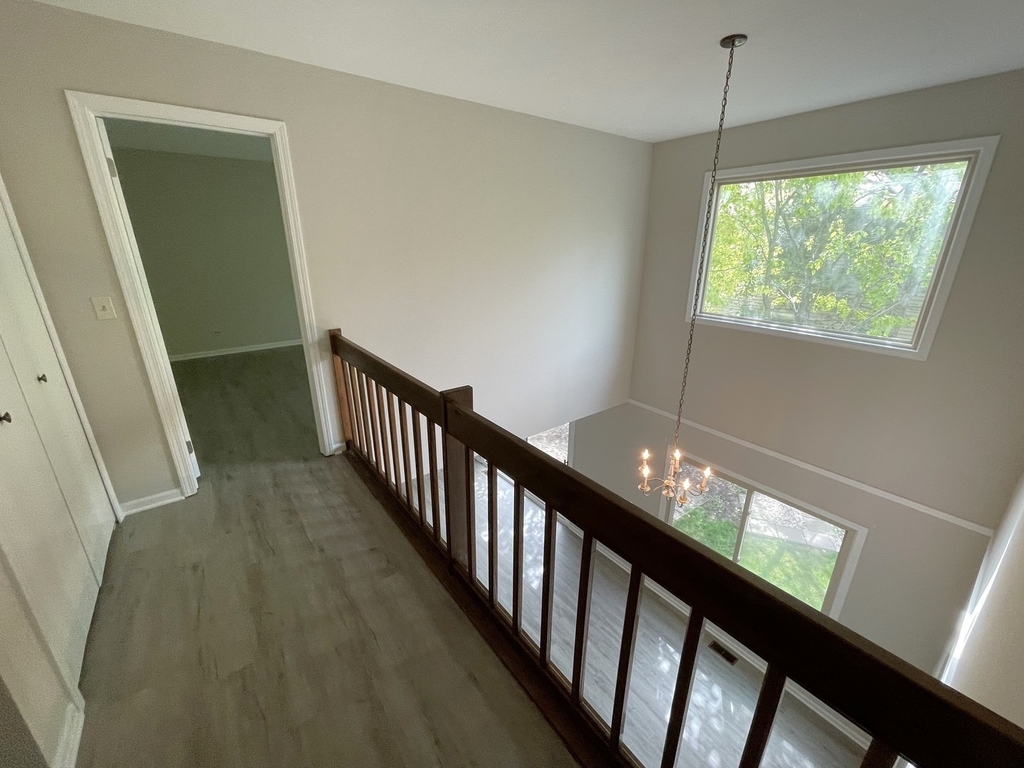 311 E Forest Knoll Drive - Photo 10