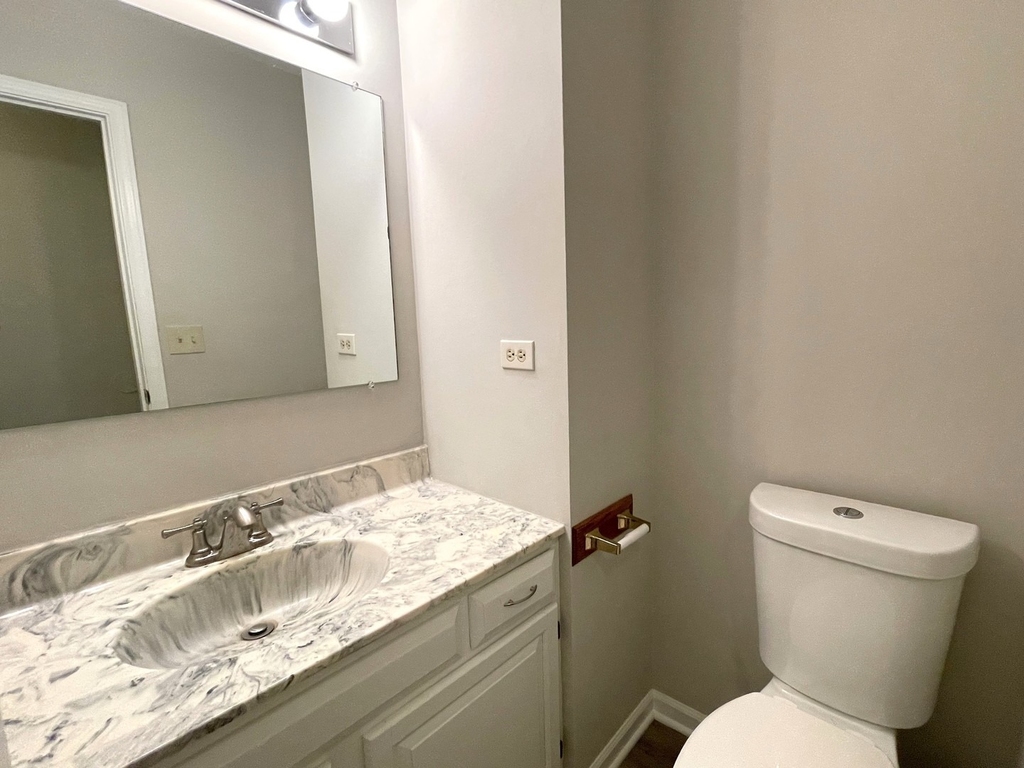 311 E Forest Knoll Drive - Photo 9