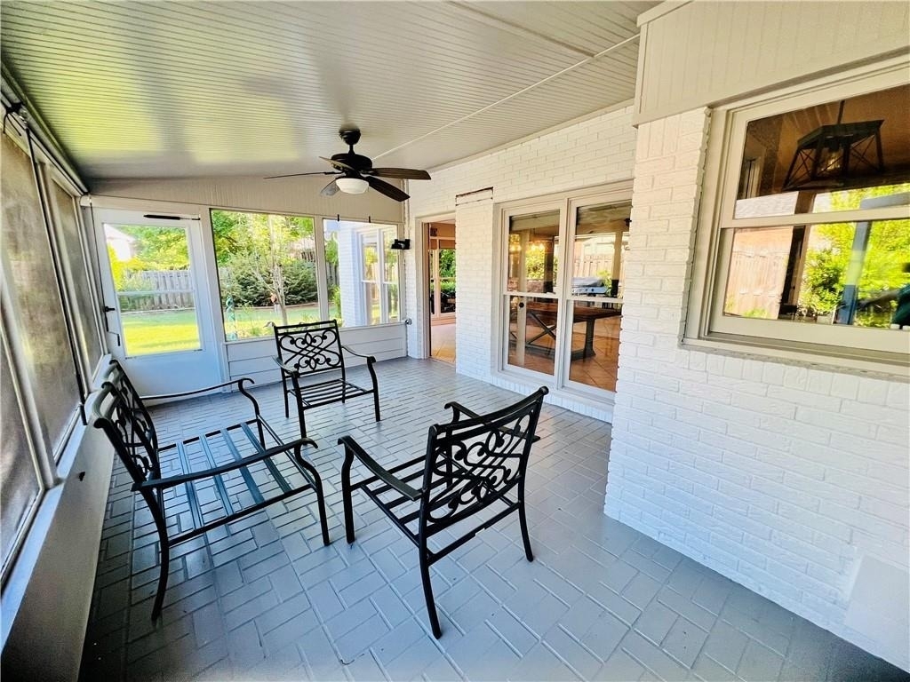205 Kinderhill Court - Photo 13