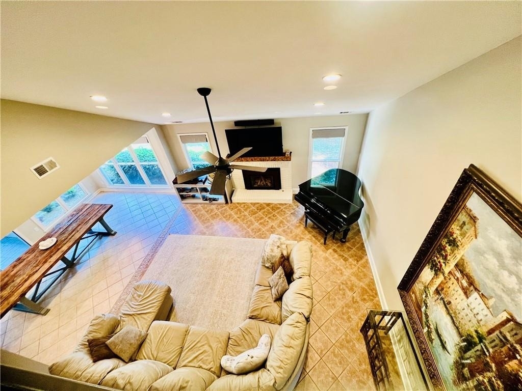 205 Kinderhill Court - Photo 18