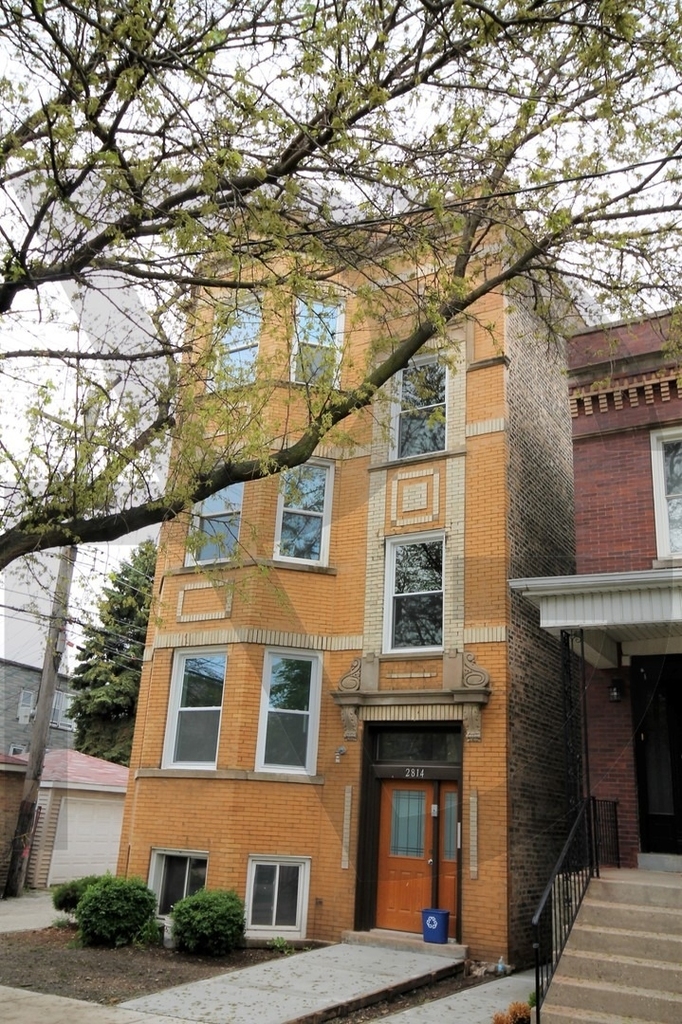2814 N Troy Street - Photo 0