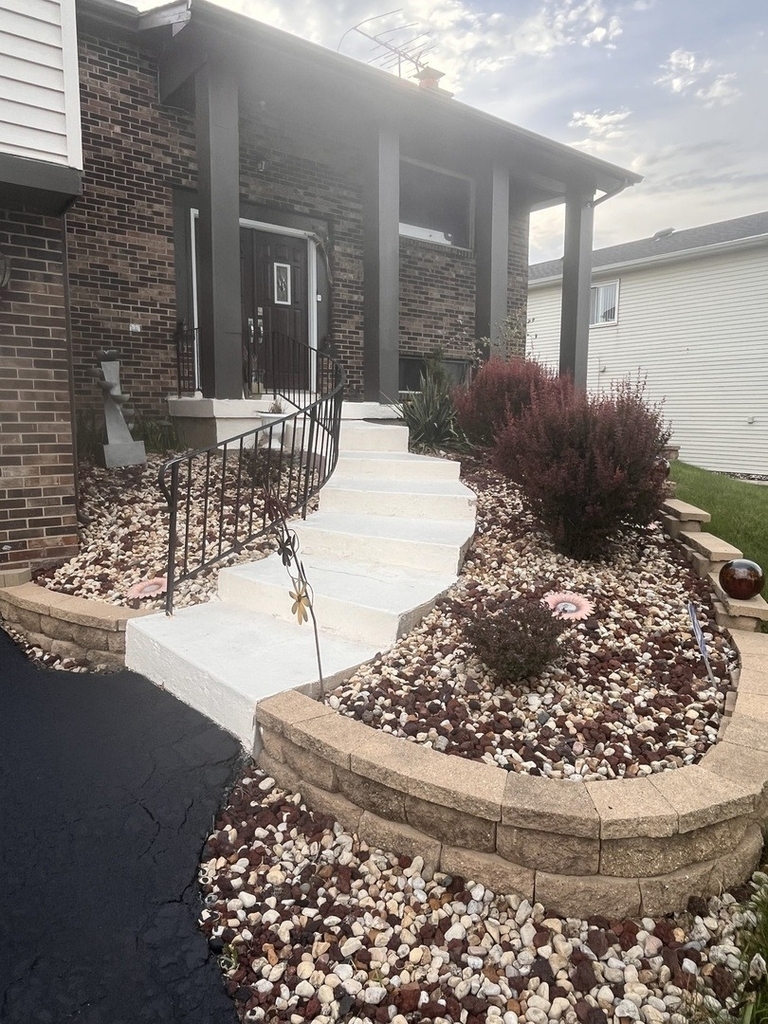 56 Timberlane Road - Photo 1