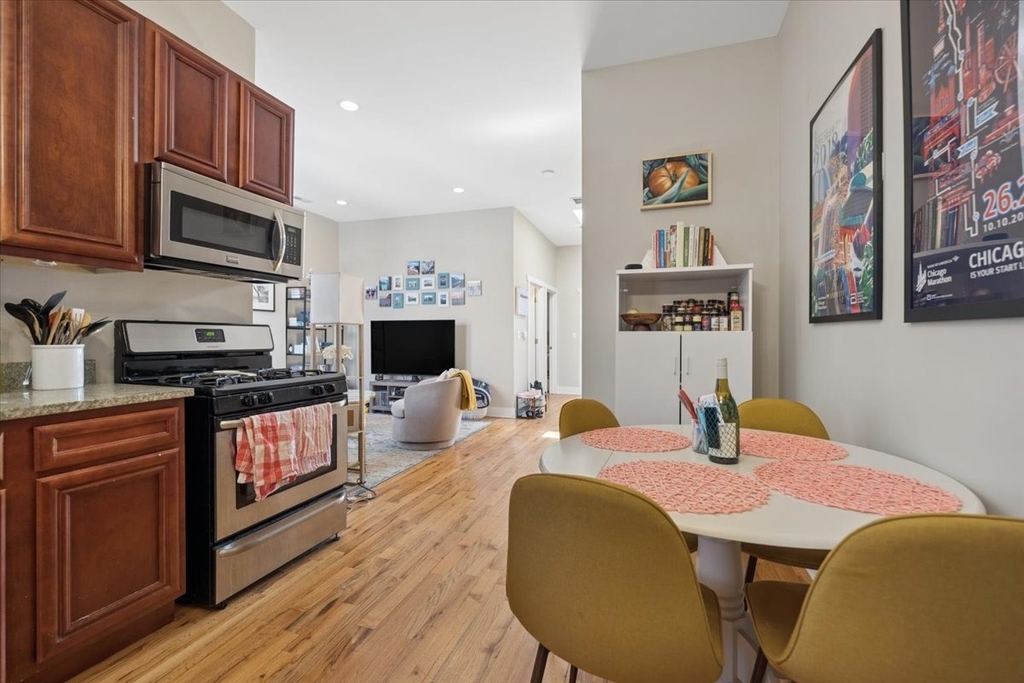 1959 N Wilmot Avenue - Photo 4