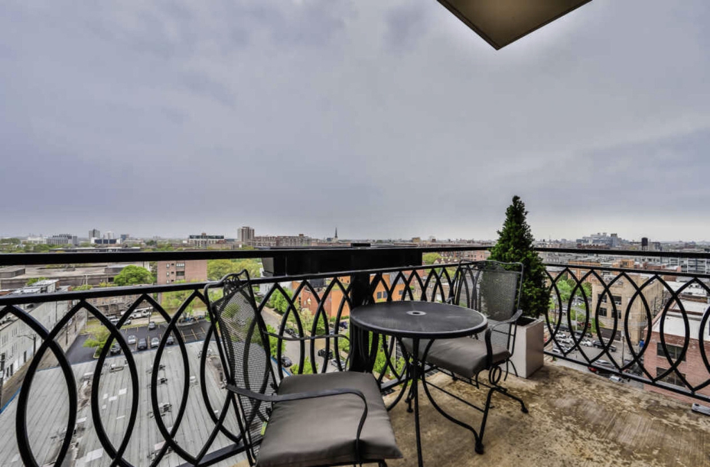 1201 W Adams Street - Photo 9