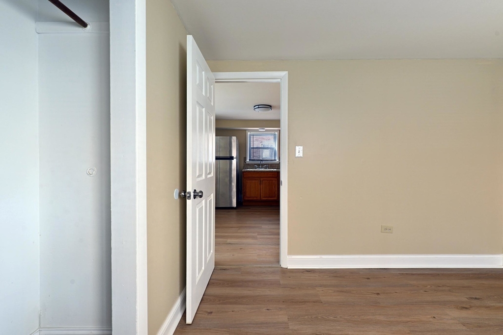1018 S 11th Avenue - Photo 7