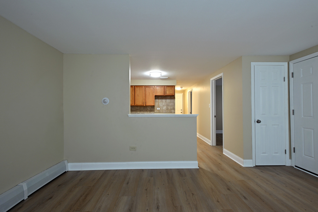 1018 S 11th Avenue - Photo 3