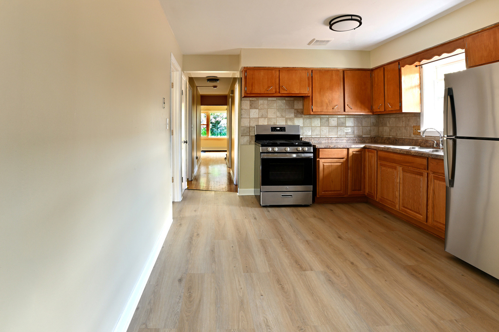 1018 S 11th Avenue - Photo 4