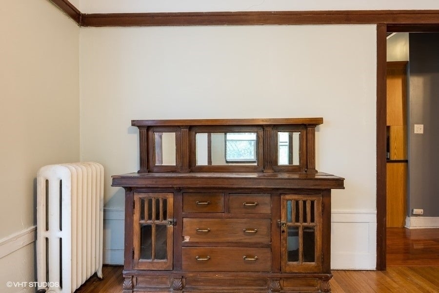 1253 W Byron Street - Photo 5