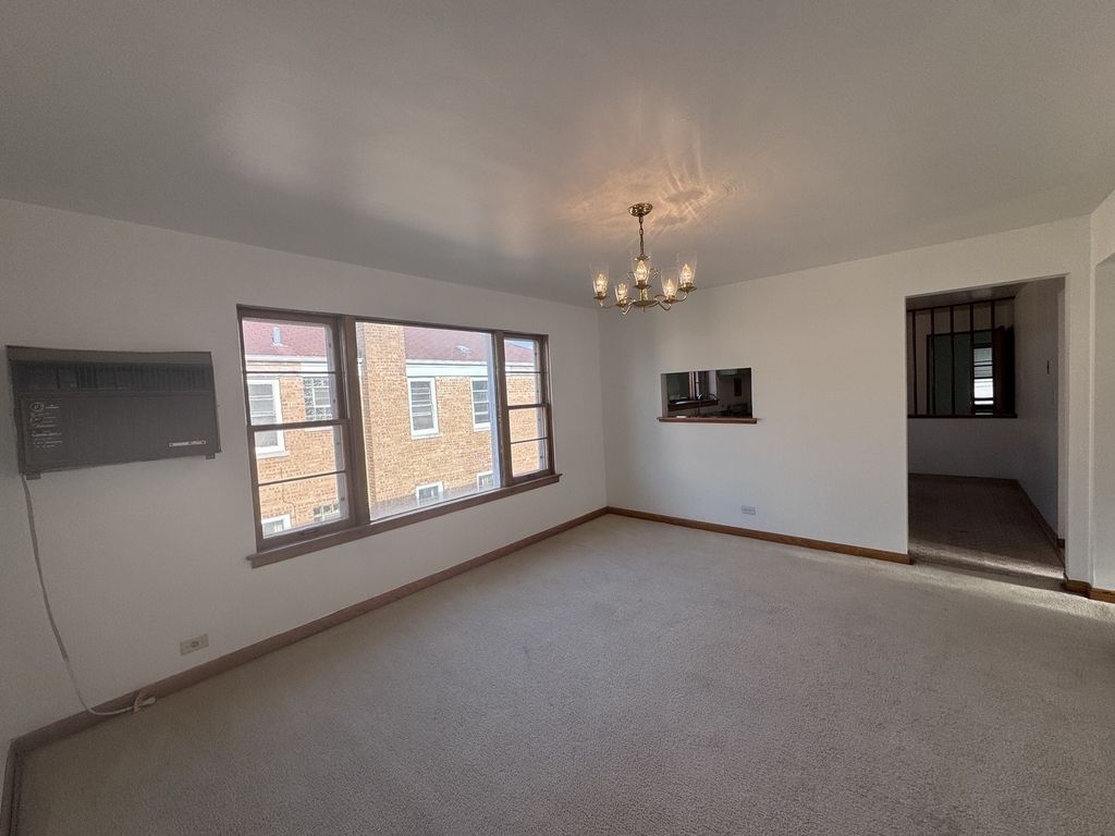 10315 Chaucer Street - Photo 9