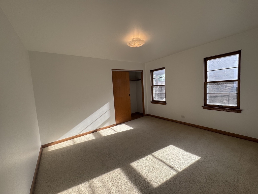 10315 Chaucer Street - Photo 10