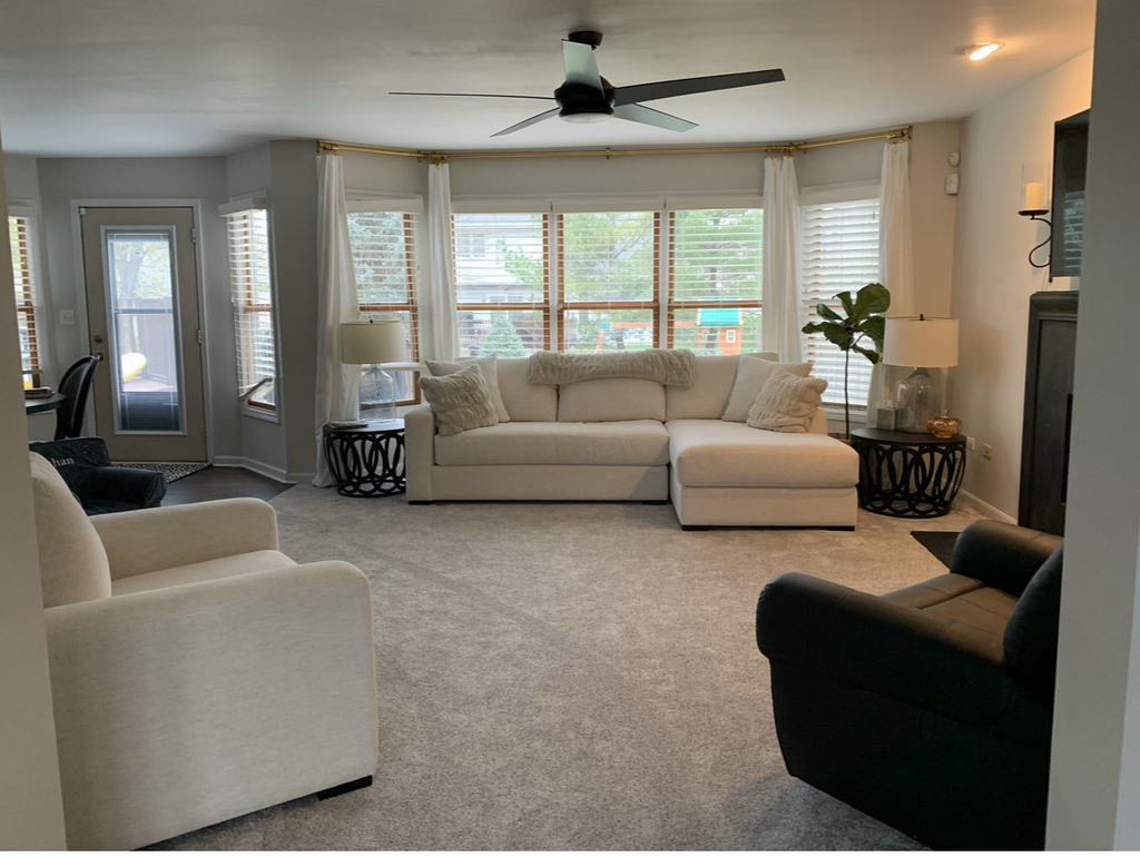 553 Danbury Drive - Photo 2