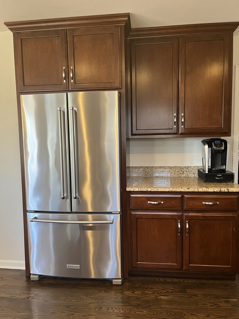 553 Danbury Drive - Photo 4