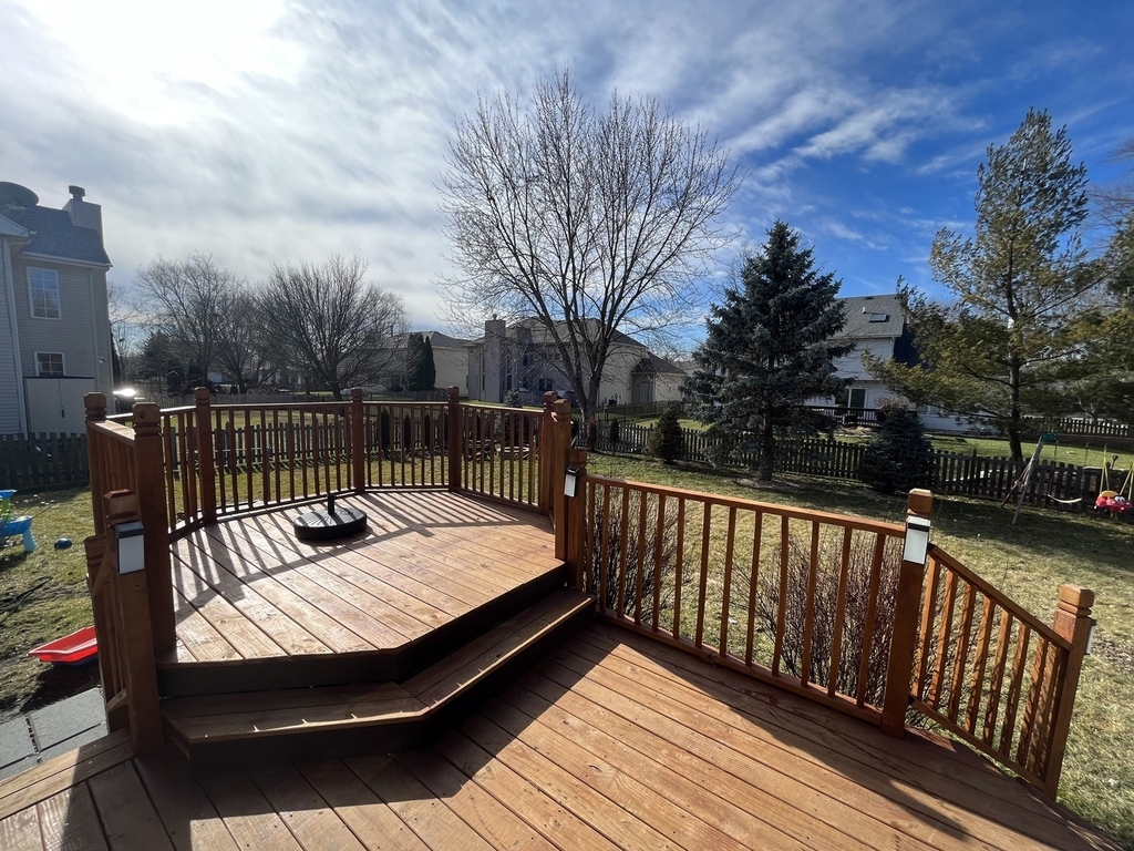 553 Danbury Drive - Photo 16