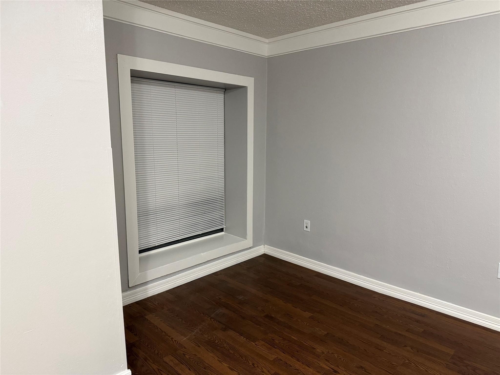 5519 Mendota Lane - Photo 9