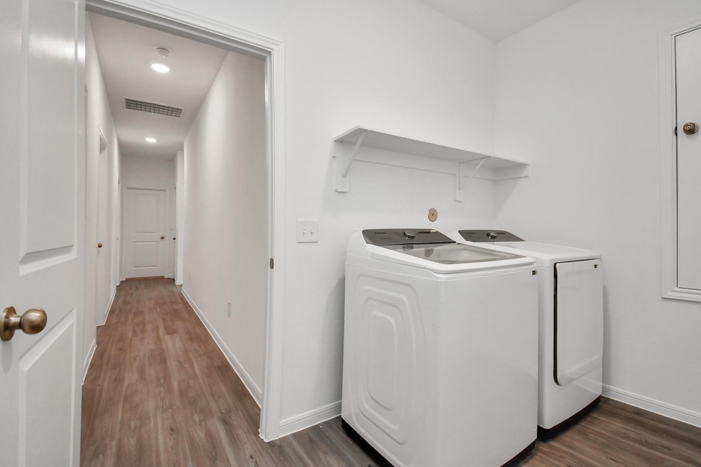 16150 Elbridge Court - Photo 17