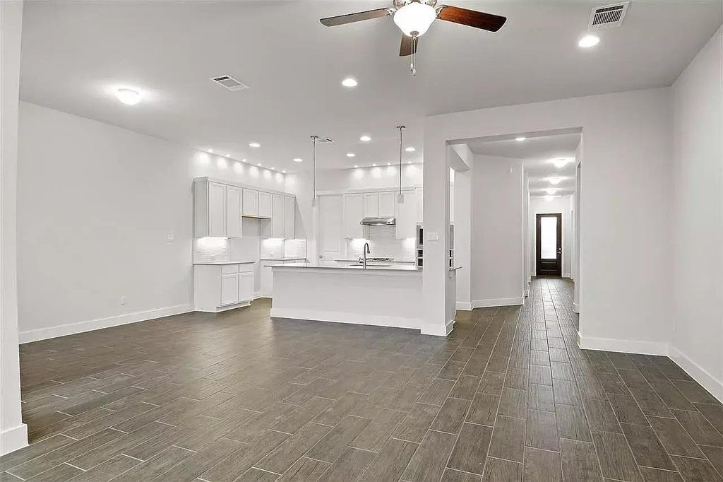 200 Castlefields Street - Photo 3