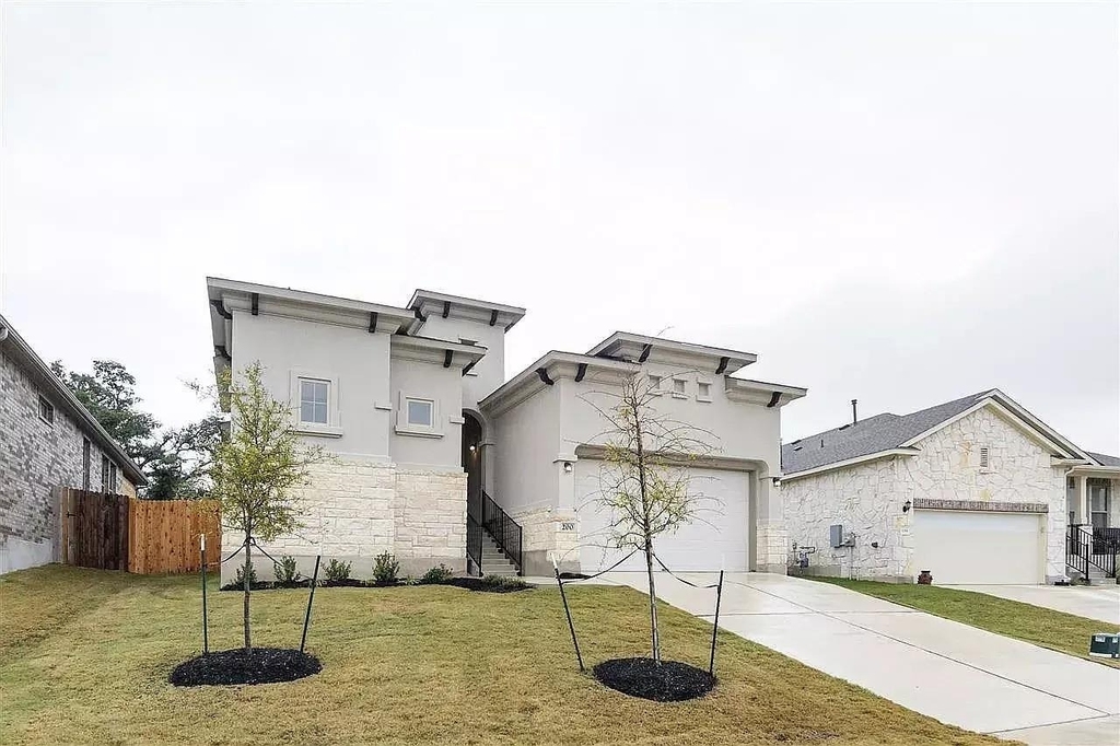 200 Castlefields Street - Photo 1