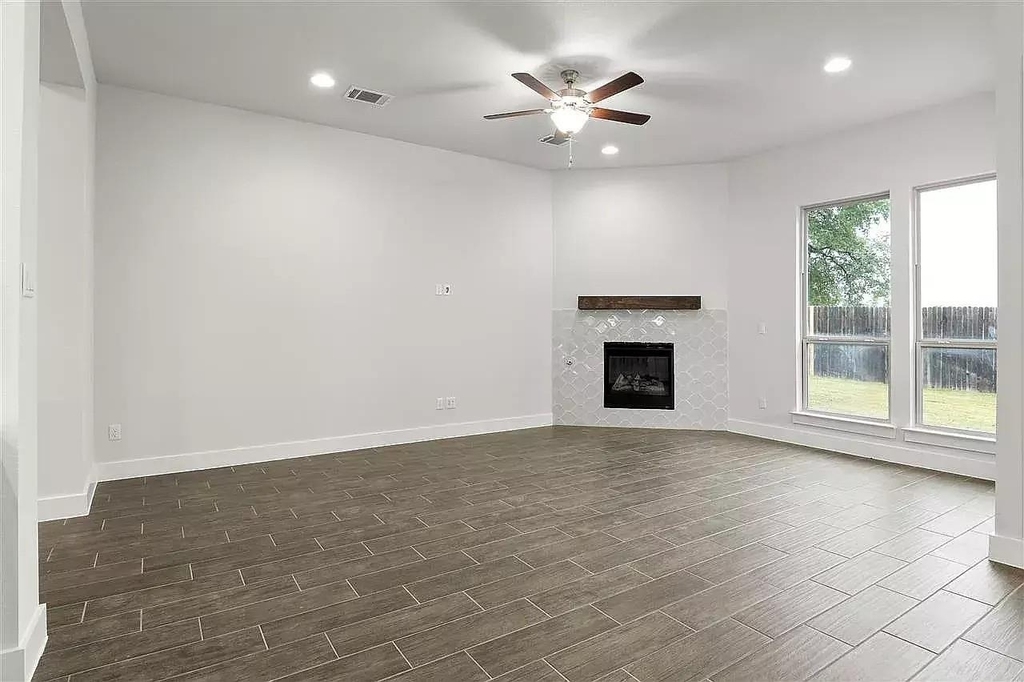 200 Castlefields Street - Photo 8