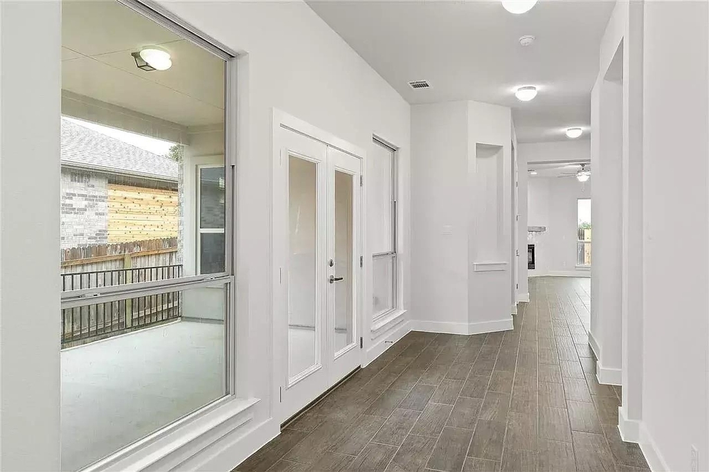 200 Castlefields Street - Photo 15