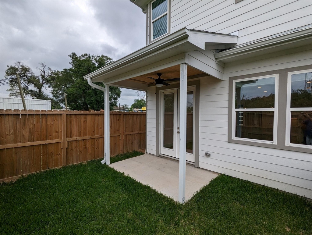 4915 Fisk Street - Photo 36