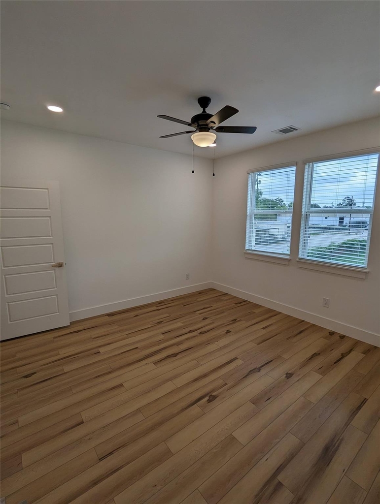4915 Fisk Street - Photo 25