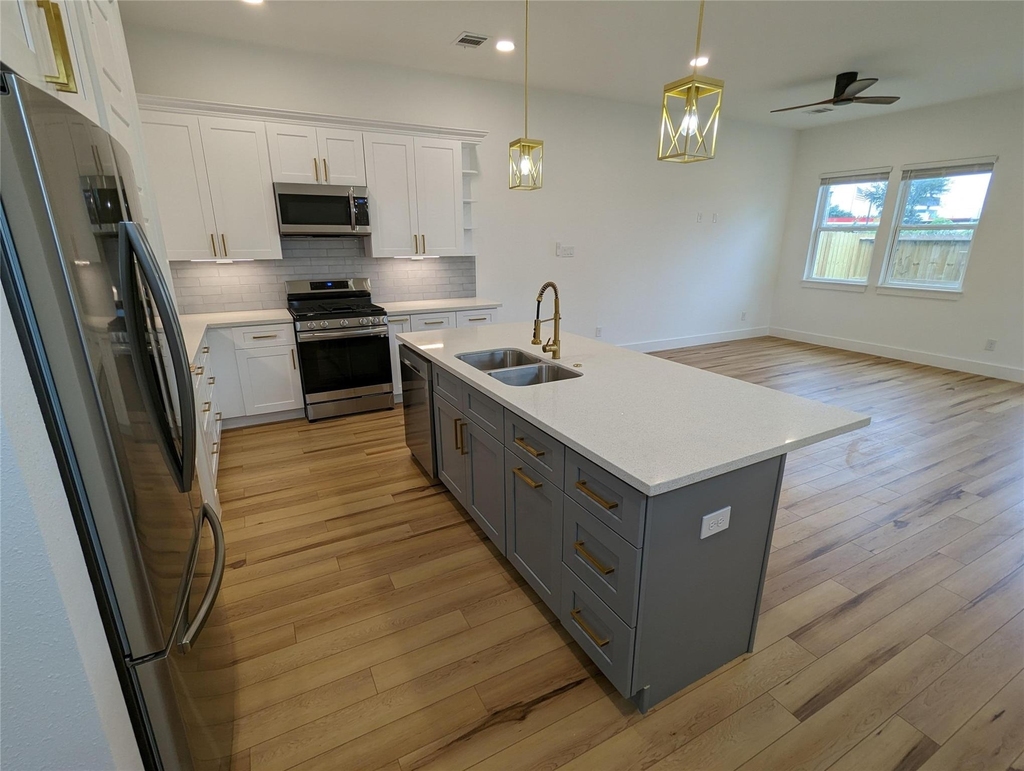 4915 Fisk Street - Photo 11