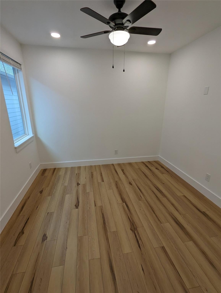 4915 Fisk Street - Photo 21