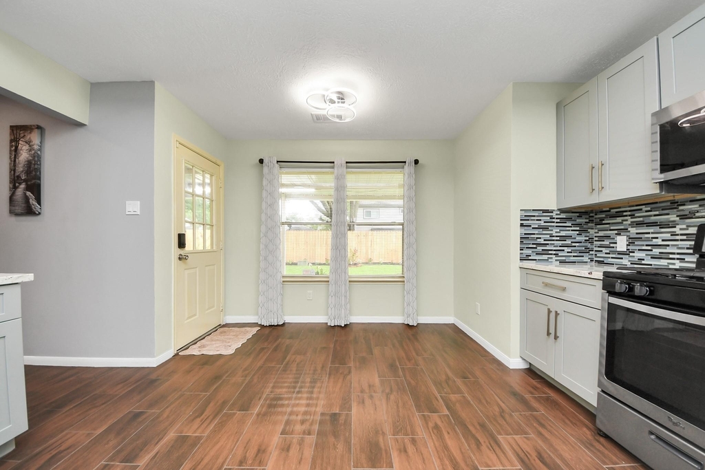 16215 Cypress Trace Drive - Photo 12