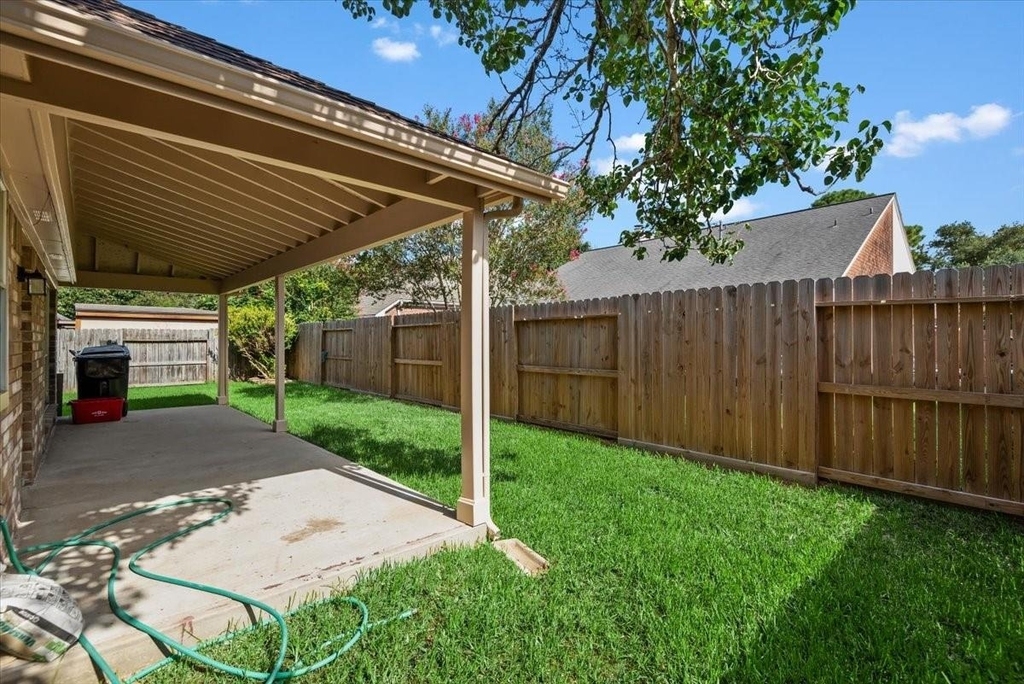 18182 Forest Cedars Drive - Photo 18