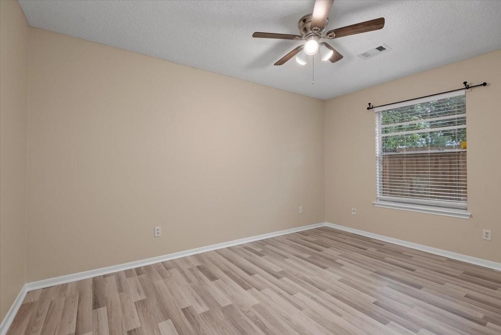 18182 Forest Cedars Drive - Photo 16
