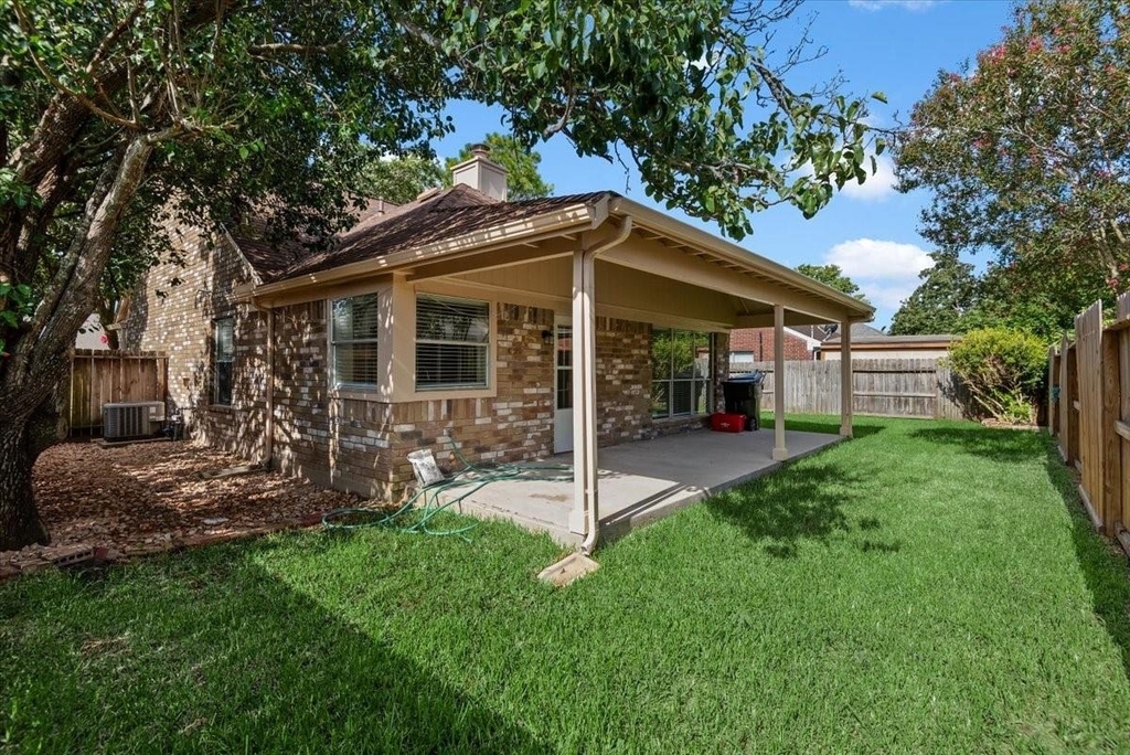 18182 Forest Cedars Drive - Photo 19