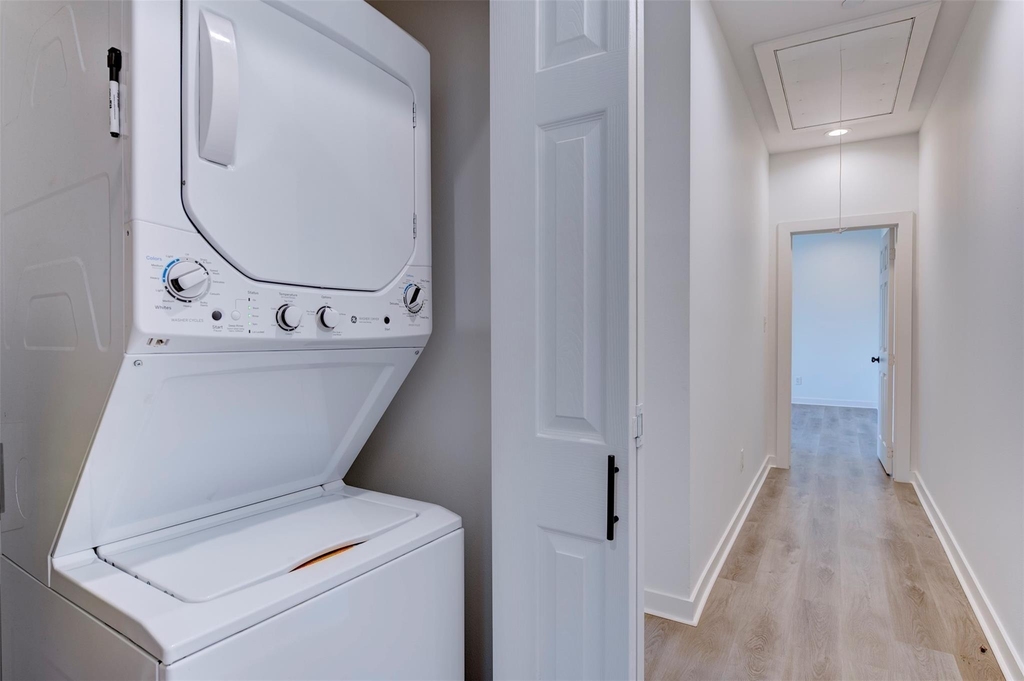 175 W 6th Street - Photo 4