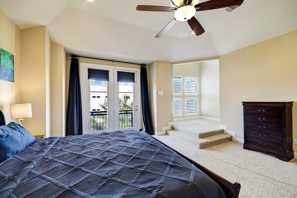 1305 Delano Street - Photo 5