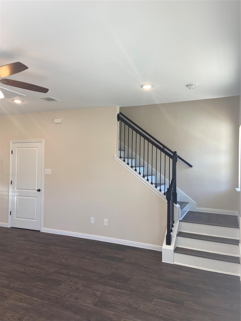 23445 Mcspadon Rd - Photo 4