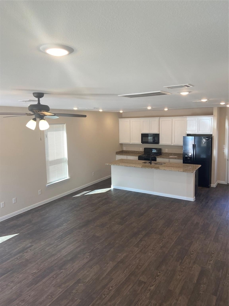 23445 Mcspadon Rd - Photo 2