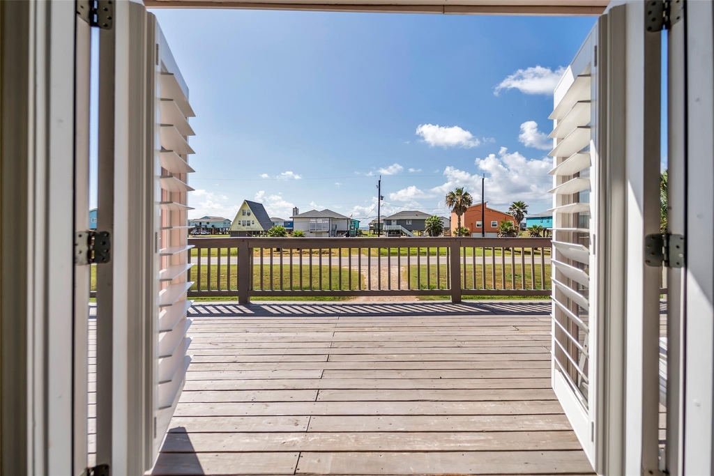 610 Surf Drive - Photo 10
