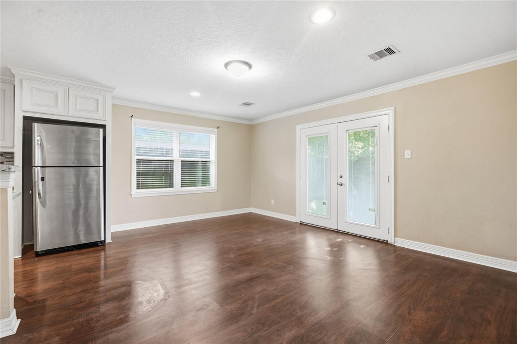505 Malvern Avenue - Photo 3