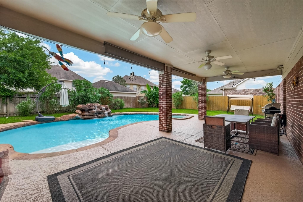 2602 Falcon Knoll Lane - Photo 3