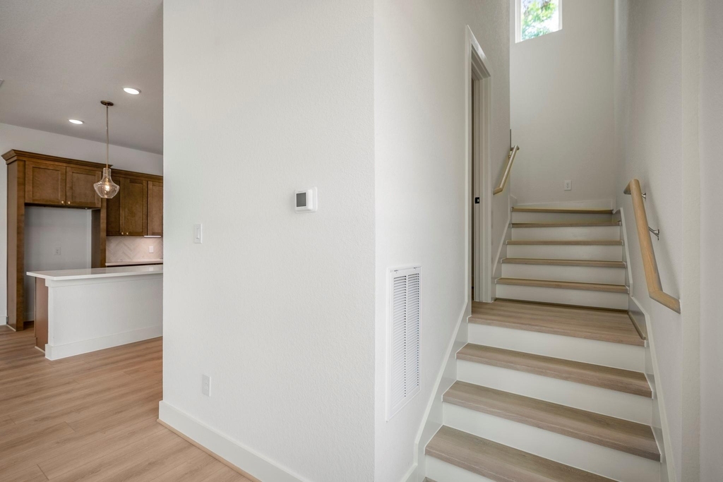 1226 E 23rd Street - Photo 12