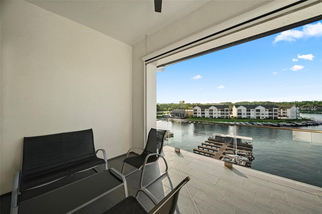 199 Waterpoint Court - Photo 17
