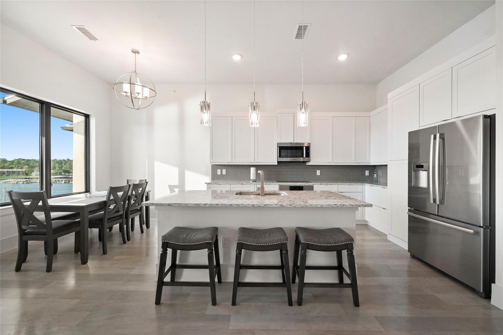 199 Waterpoint Court - Photo 1