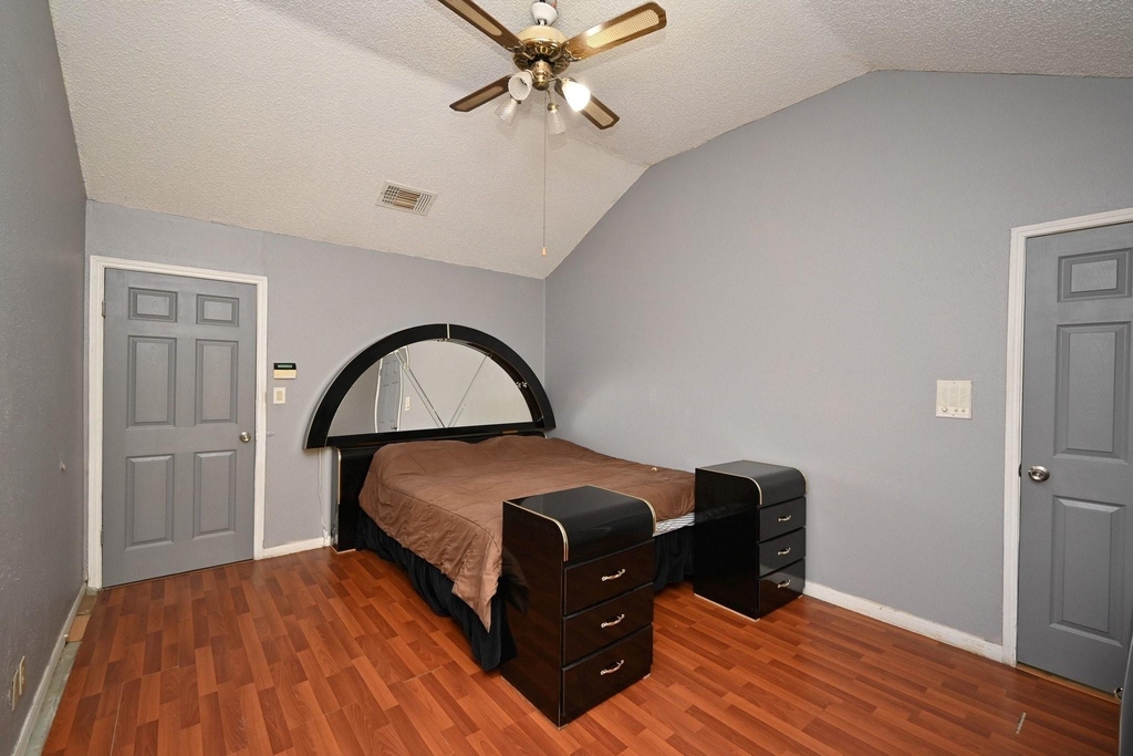 13102 Richmond Avenue - Photo 27