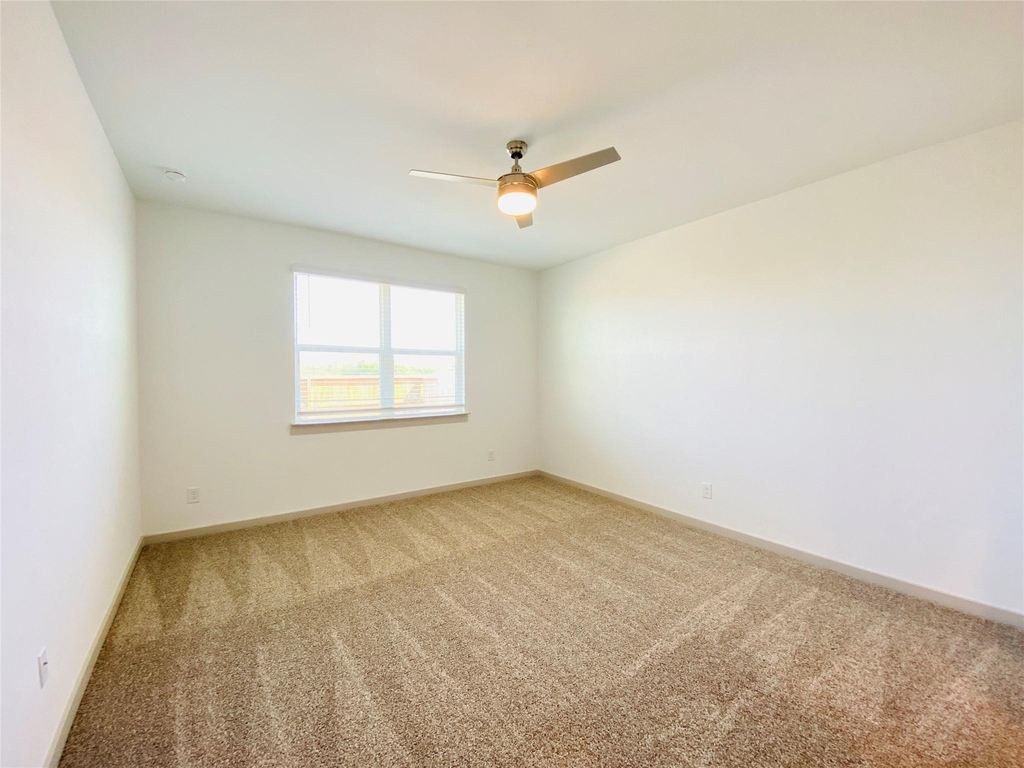 2811 Chancery Summit Court - Photo 8