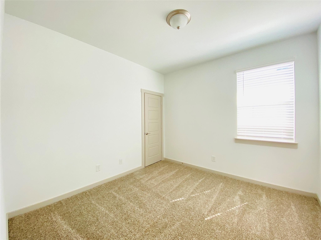 2811 Chancery Summit Court - Photo 13