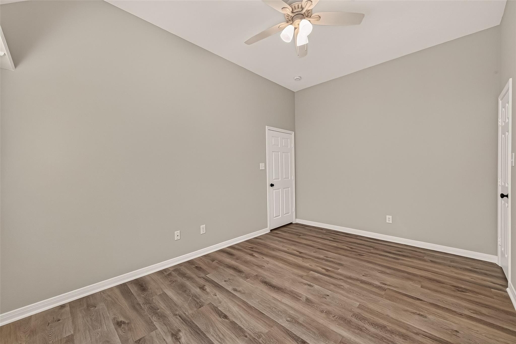 1527 Lake Pauline Court - Photo 35