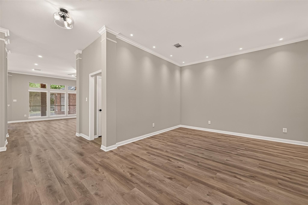 1527 Lake Pauline Court - Photo 8