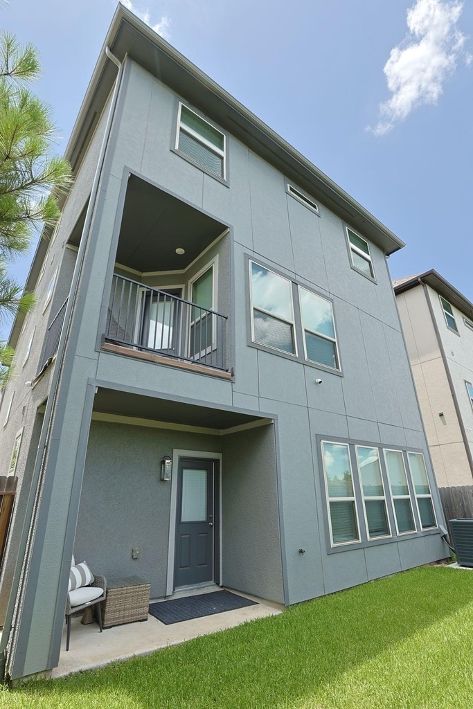 4004 Centre Meadow Way - Photo 29