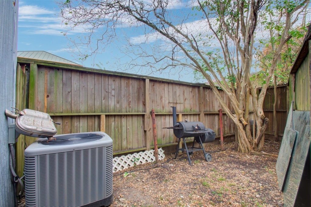 5419 Gulfton Street - Photo 25