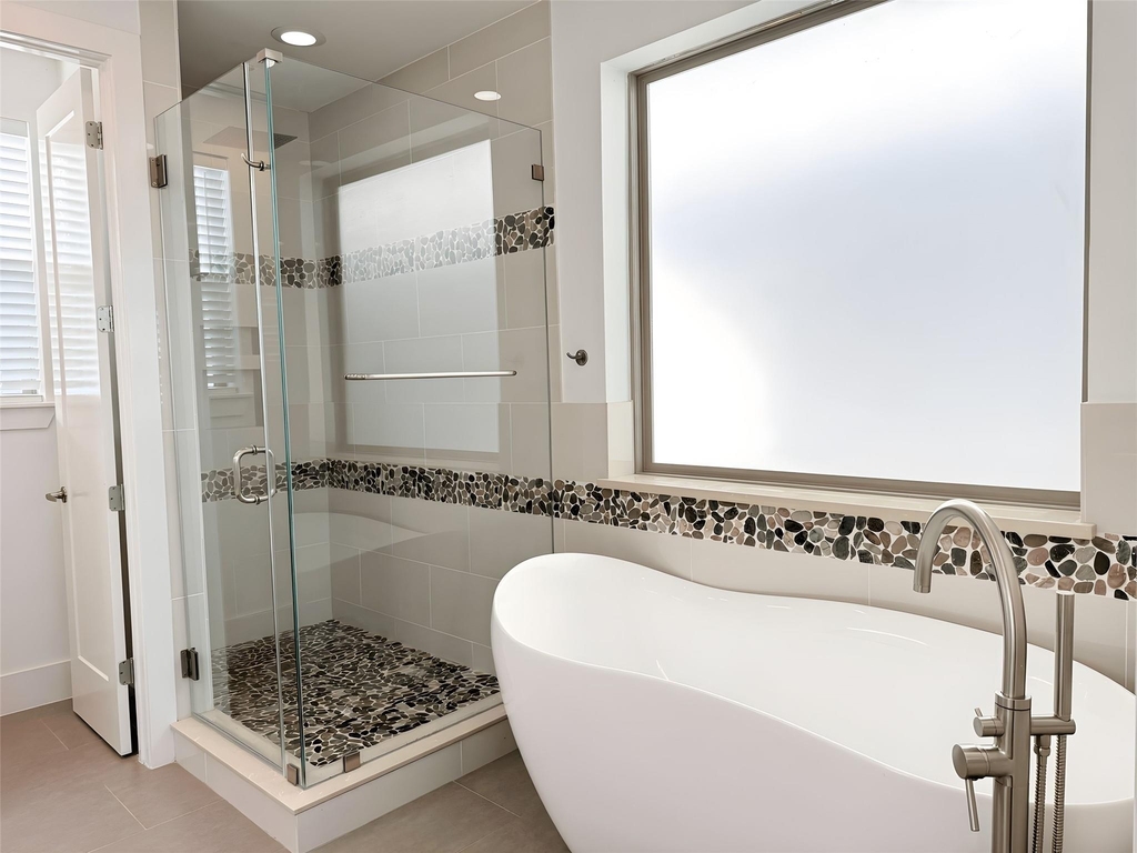 2115 Detering Street - Photo 12