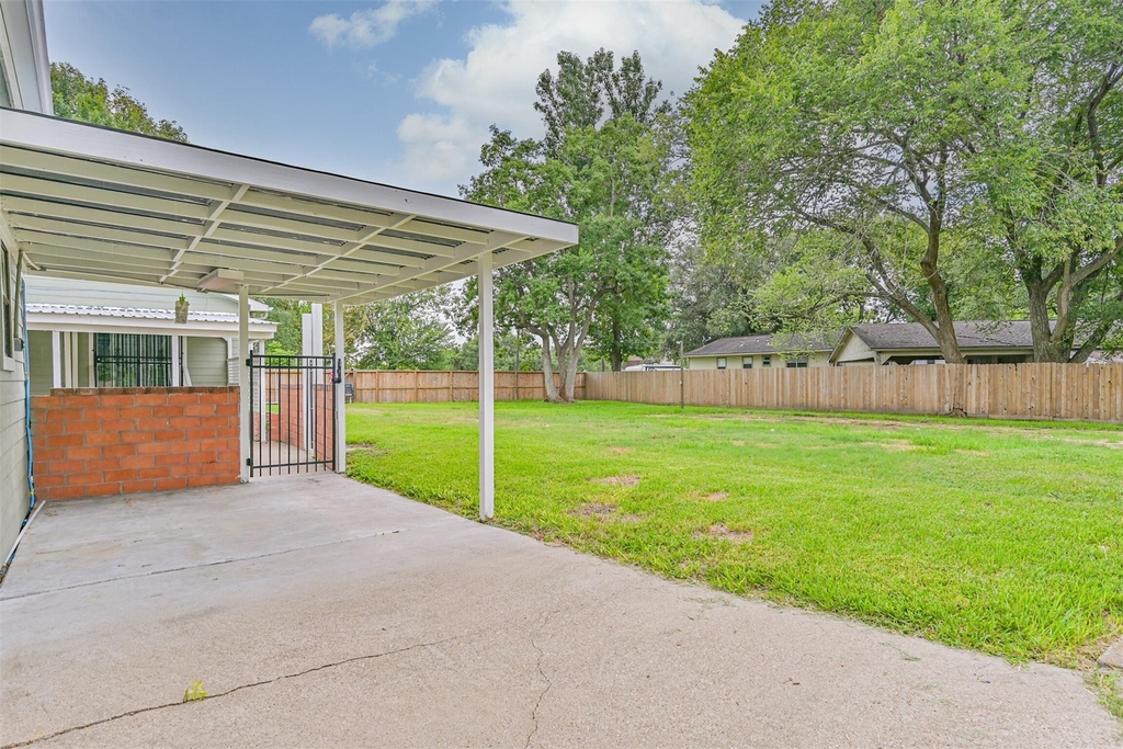 5220 Krueger Drive - Photo 13
